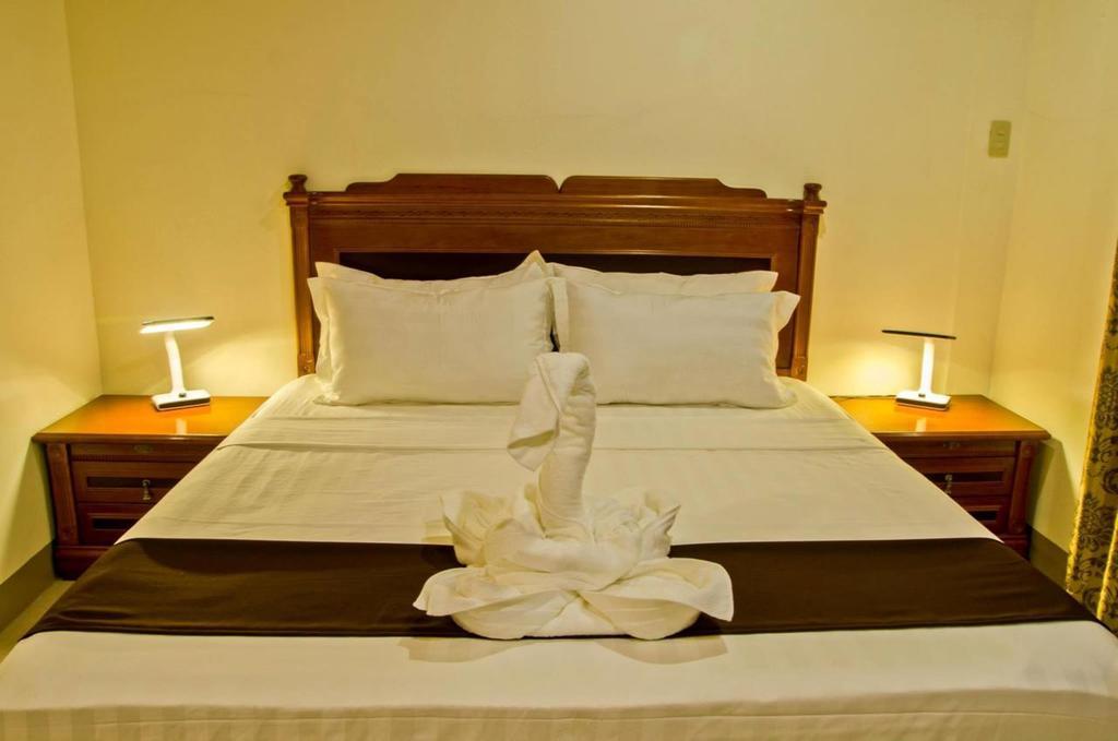 The Premiere Business Hotel Kalibo Zimmer foto