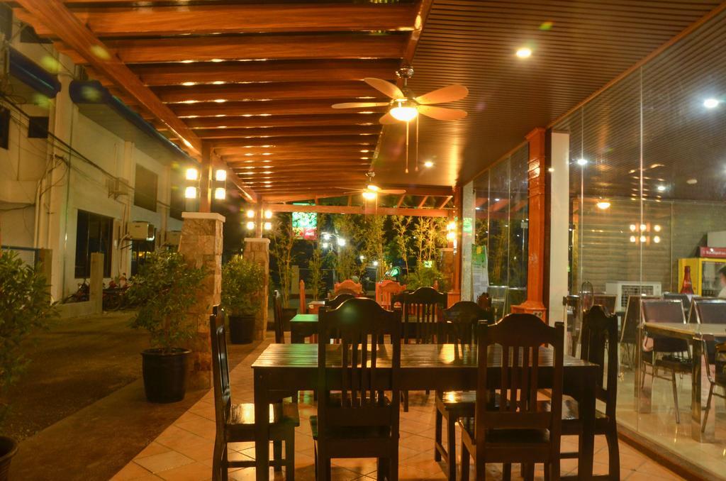 The Premiere Business Hotel Kalibo Exterior foto