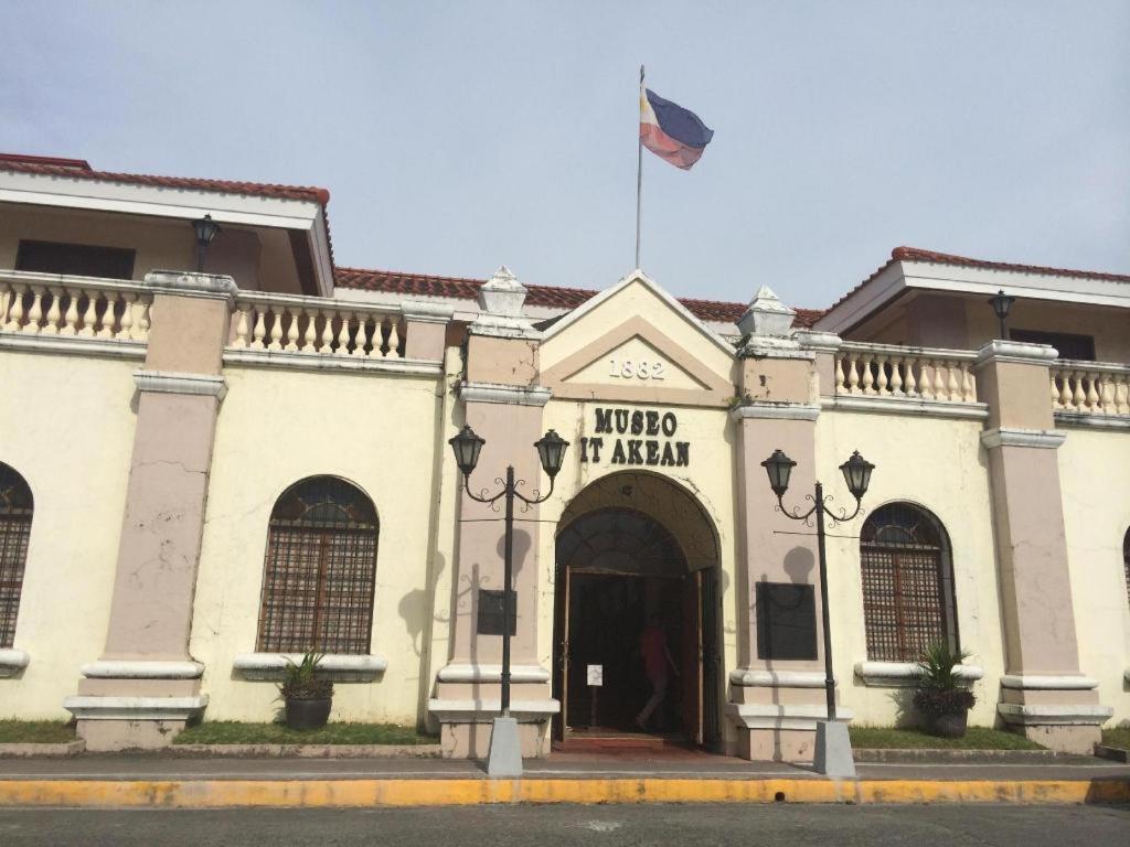 The Premiere Business Hotel Kalibo Exterior foto