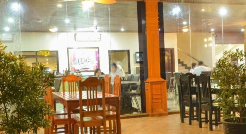 The Premiere Business Hotel Kalibo Exterior foto