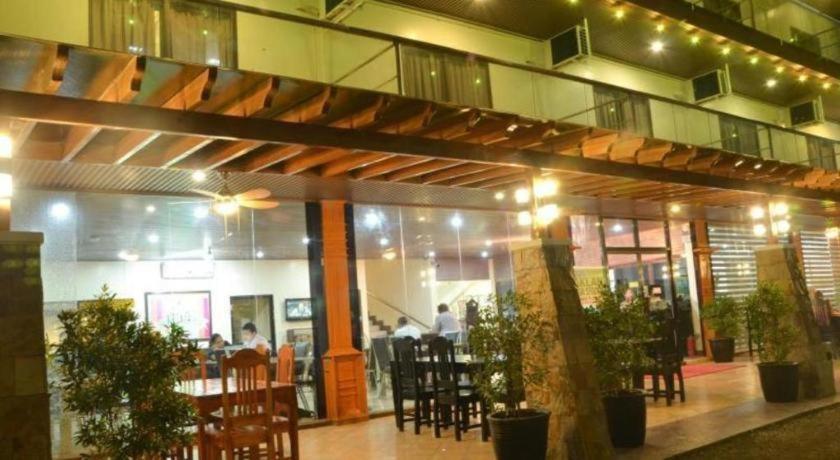 The Premiere Business Hotel Kalibo Exterior foto