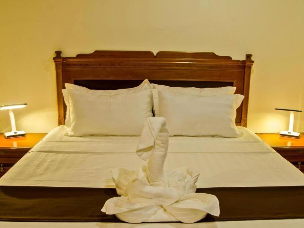 The Premiere Business Hotel Kalibo Exterior foto